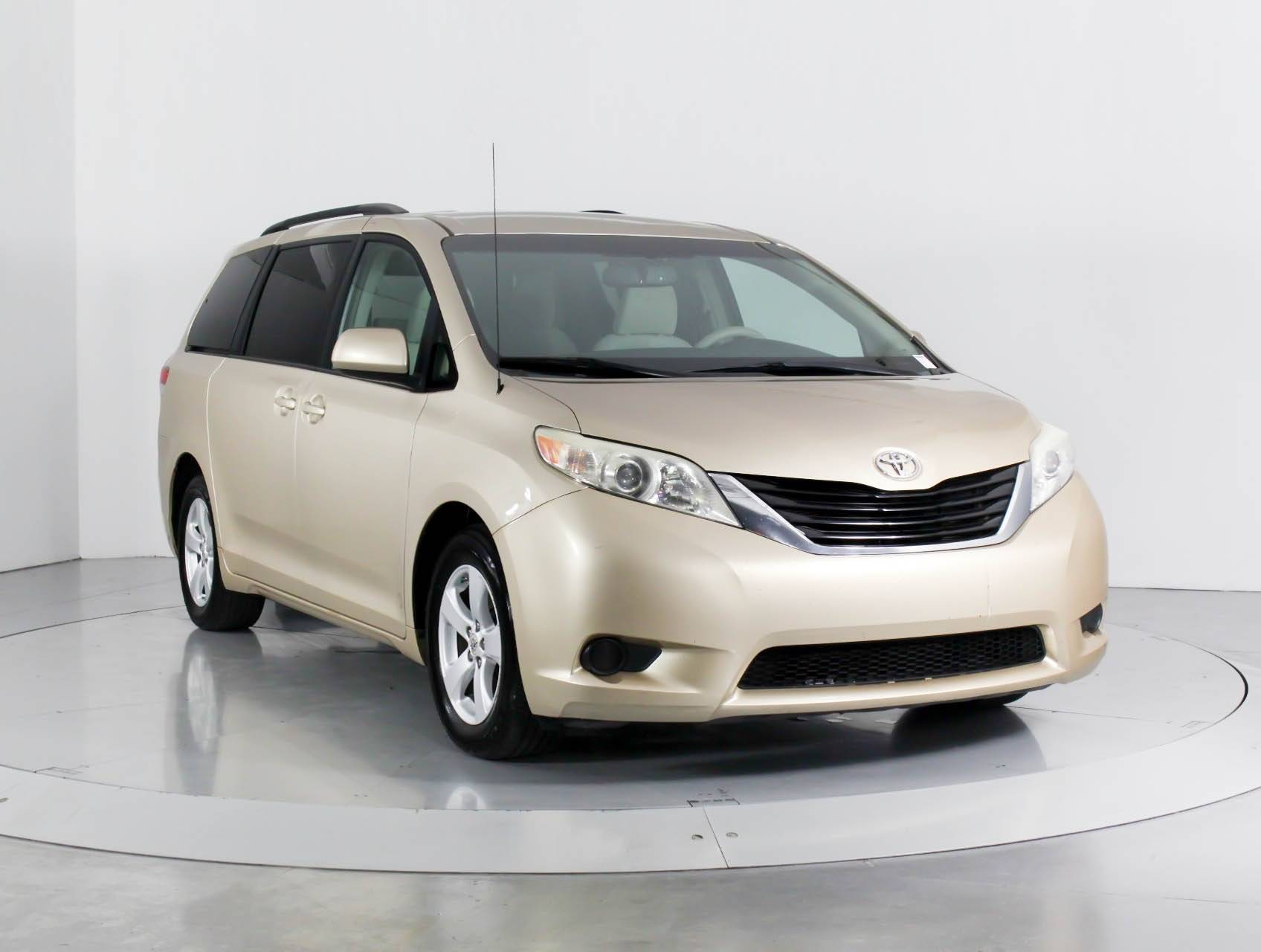 Florida Fine Cars - Used TOYOTA SIENNA 2012 WEST PALM Le