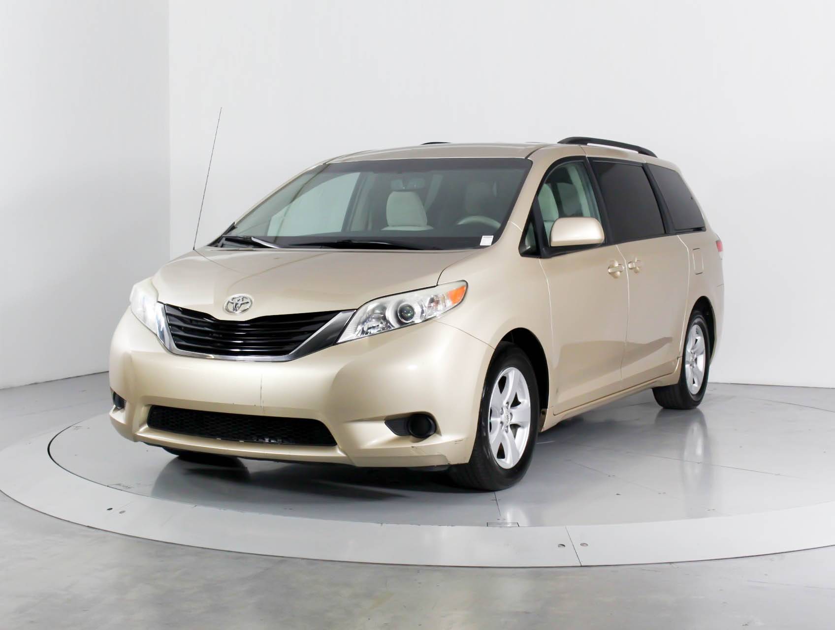Florida Fine Cars - Used TOYOTA SIENNA 2012 WEST PALM Le