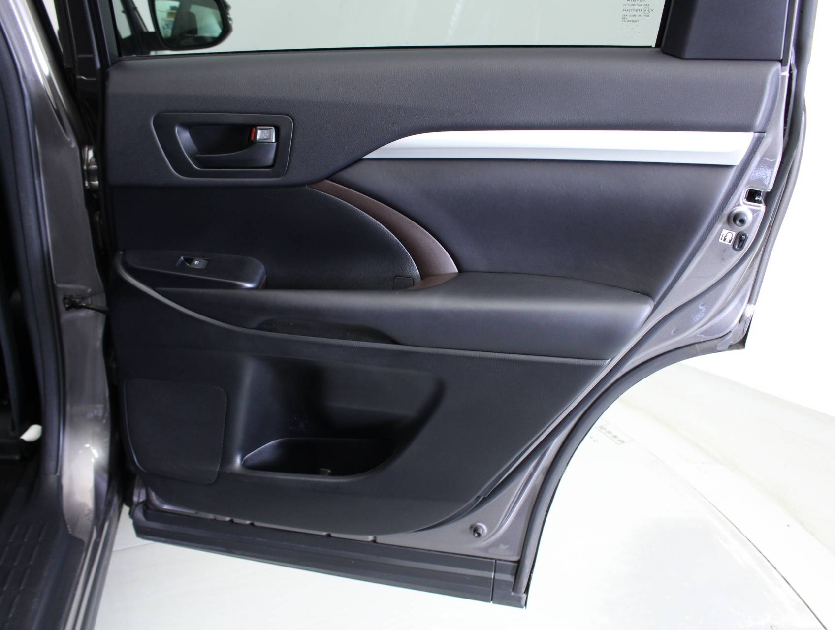 Florida Fine Cars - Used TOYOTA HIGHLANDER 2015 WEST PALM Le Plus V6