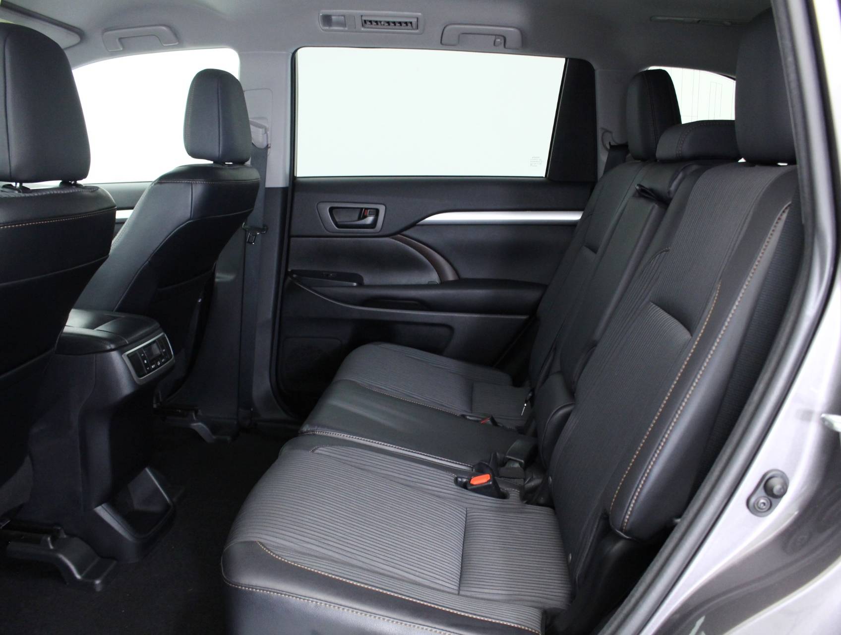 Florida Fine Cars - Used TOYOTA HIGHLANDER 2015 WEST PALM Le Plus V6