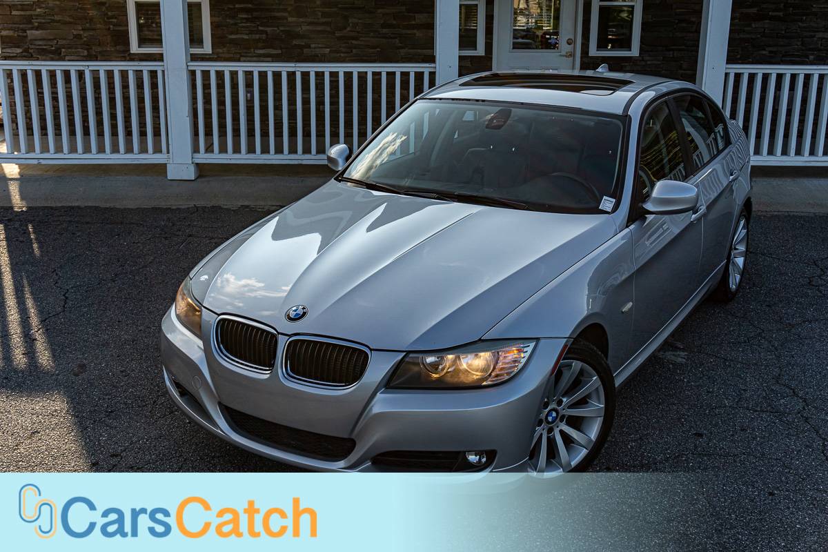 CARSCATCH - Used vehicle - Sedan BMW 3 SERIES 2011