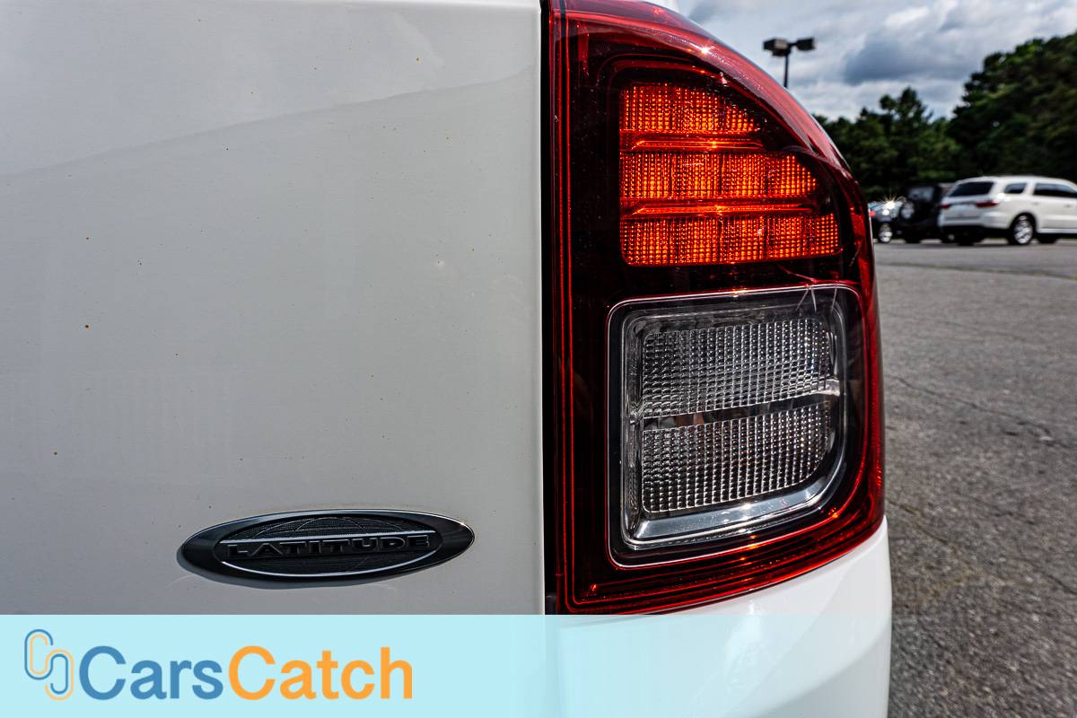 CARSCATCH - Used vehicle - SUV JEEP COMPASS 2014