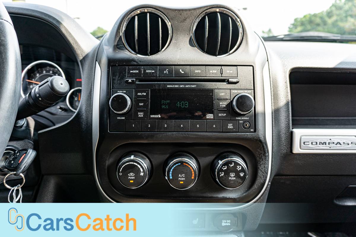 CARSCATCH - Used vehicle - SUV JEEP COMPASS 2014