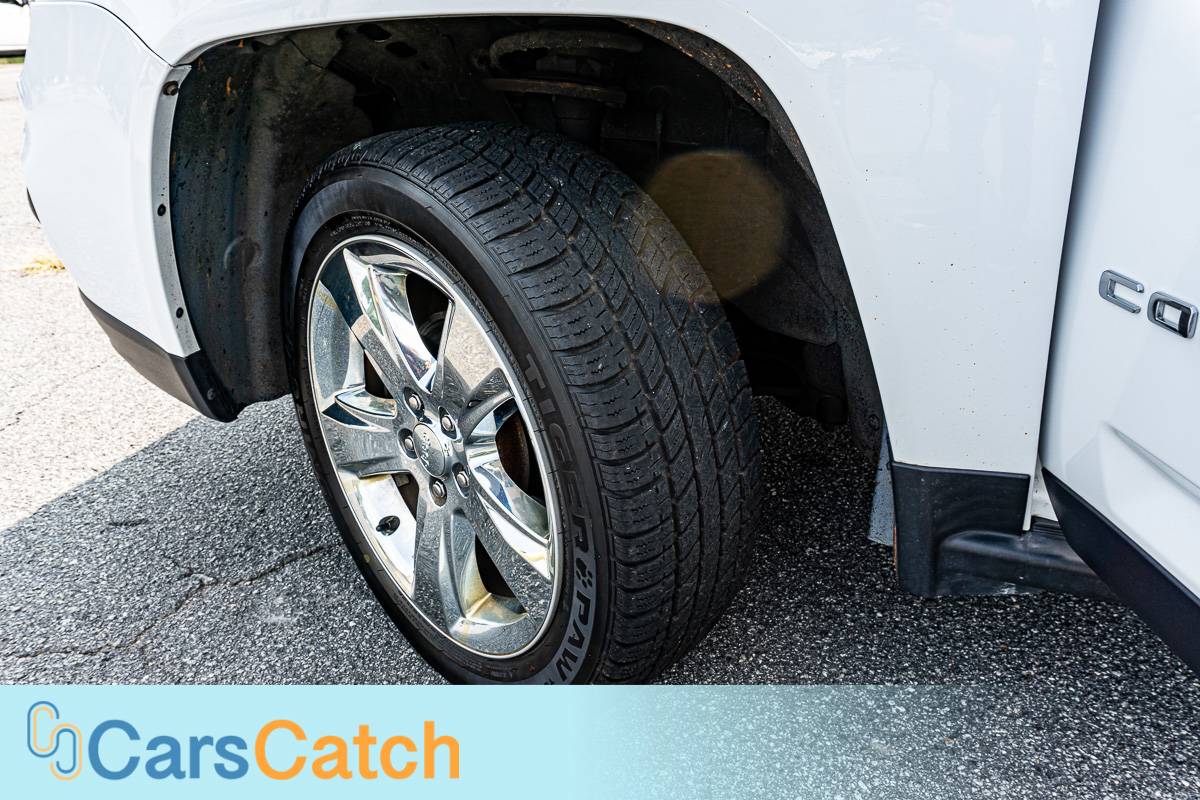 CARSCATCH - Used vehicle - SUV JEEP COMPASS 2014