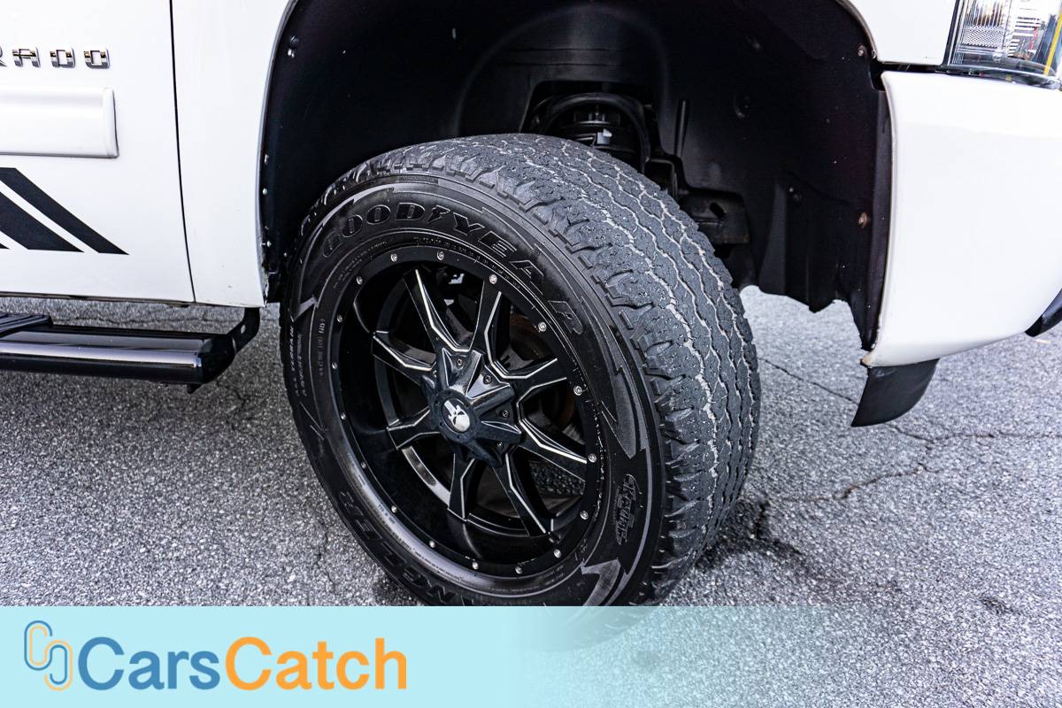 CARSCATCH - Used vehicle - Truck CHEVROLET SILVERADO 1500 2013