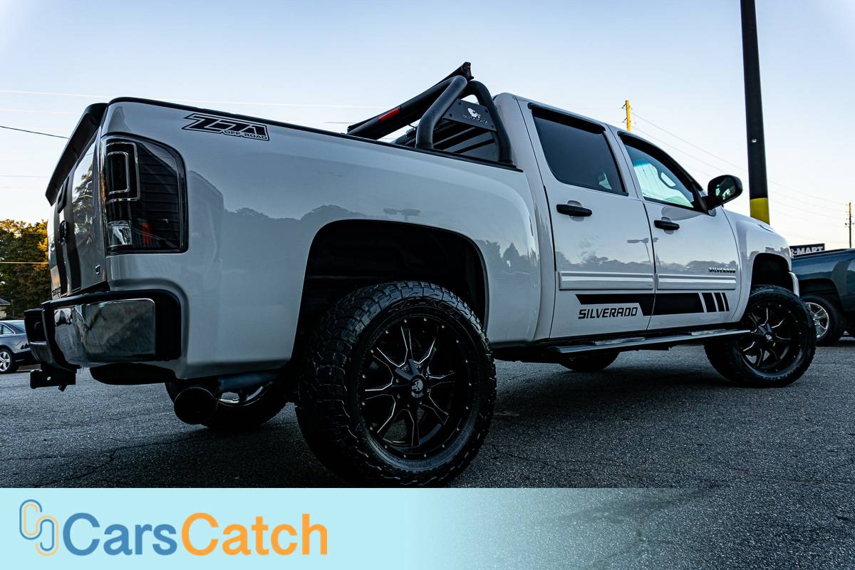 CARSCATCH - Used vehicle - Truck CHEVROLET SILVERADO 1500 2013