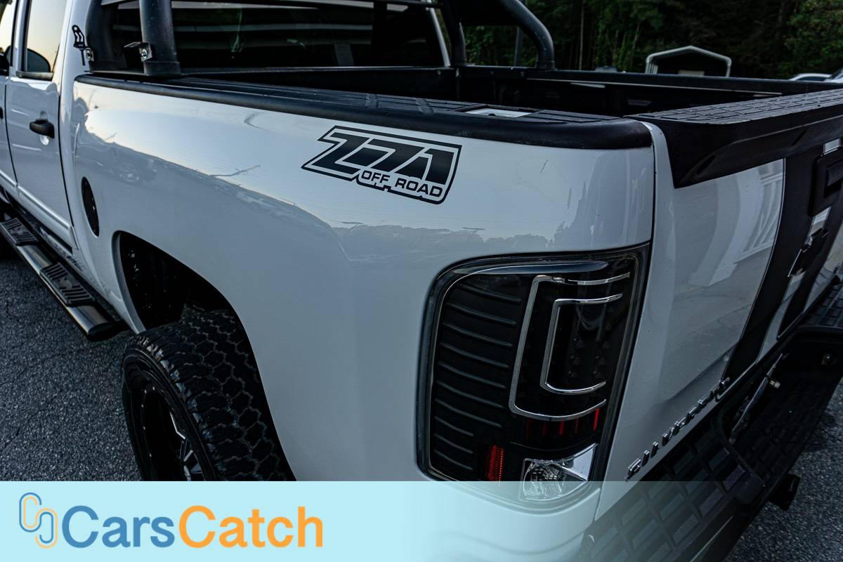 CARSCATCH - Used vehicle - Truck CHEVROLET SILVERADO 1500 2013
