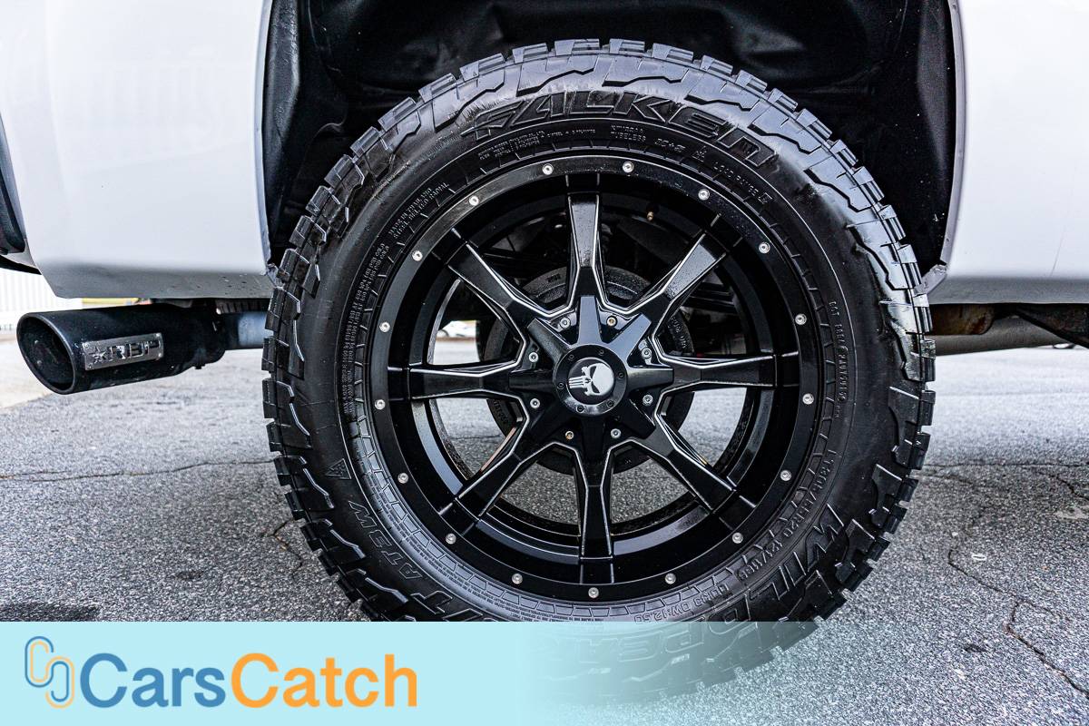 CARSCATCH - Used vehicle - Truck CHEVROLET SILVERADO 1500 2013