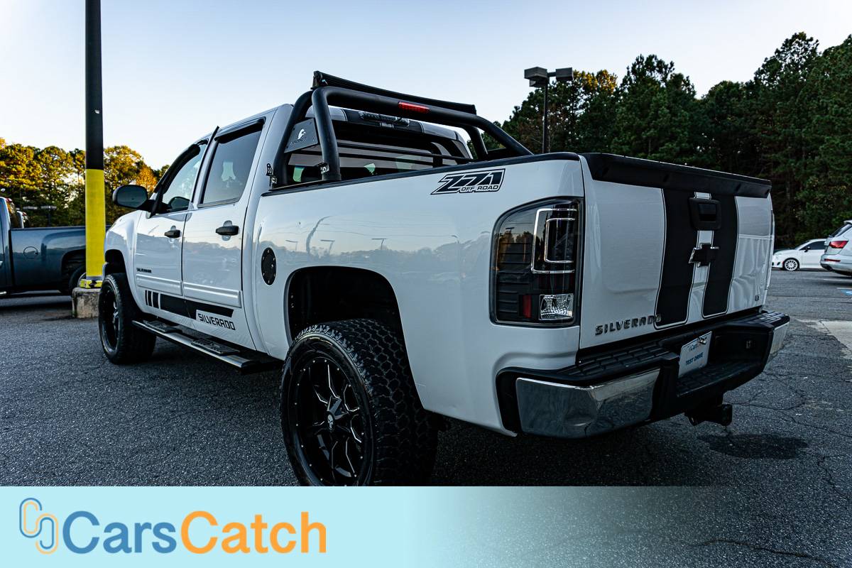CARSCATCH - Used vehicle - Truck CHEVROLET SILVERADO 1500 2013