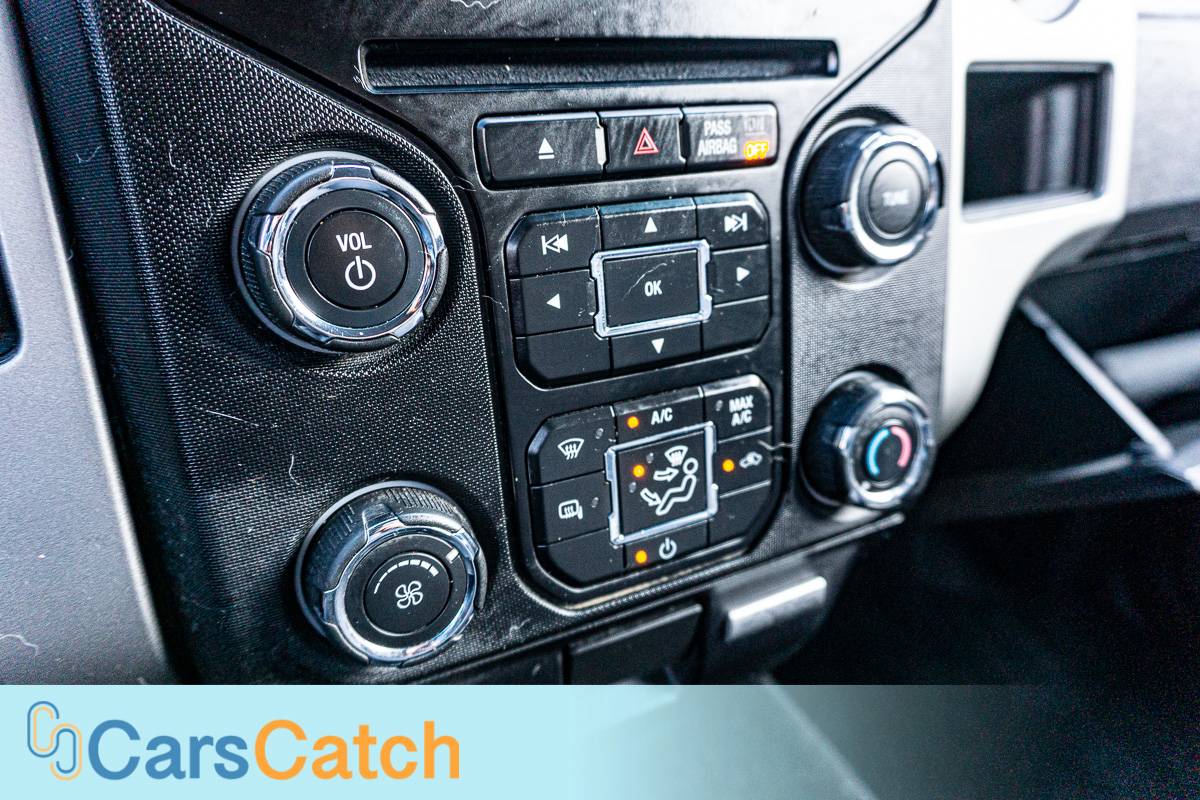 CARSCATCH - Used vehicle - Truck FORD F-150 2014