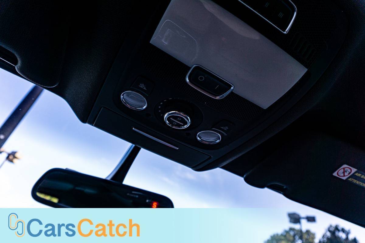 CARSCATCH - Used vehicle - SUV AUDI Q5 2011