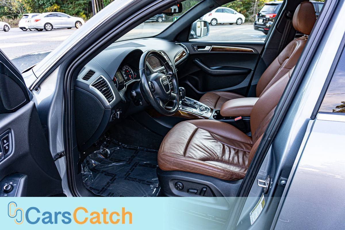 CARSCATCH - Used vehicle - SUV AUDI Q5 2011