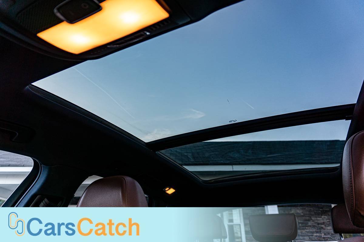 CARSCATCH - Used vehicle - SUV AUDI Q5 2011