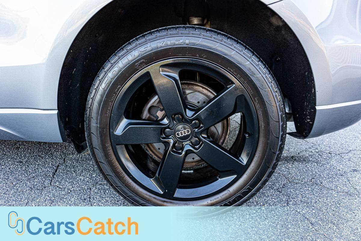 CARSCATCH - Used vehicle - SUV AUDI Q5 2011