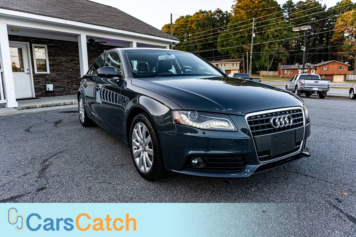 CARSCATCH - Used vehicle - Sedan AUDI A4 2011