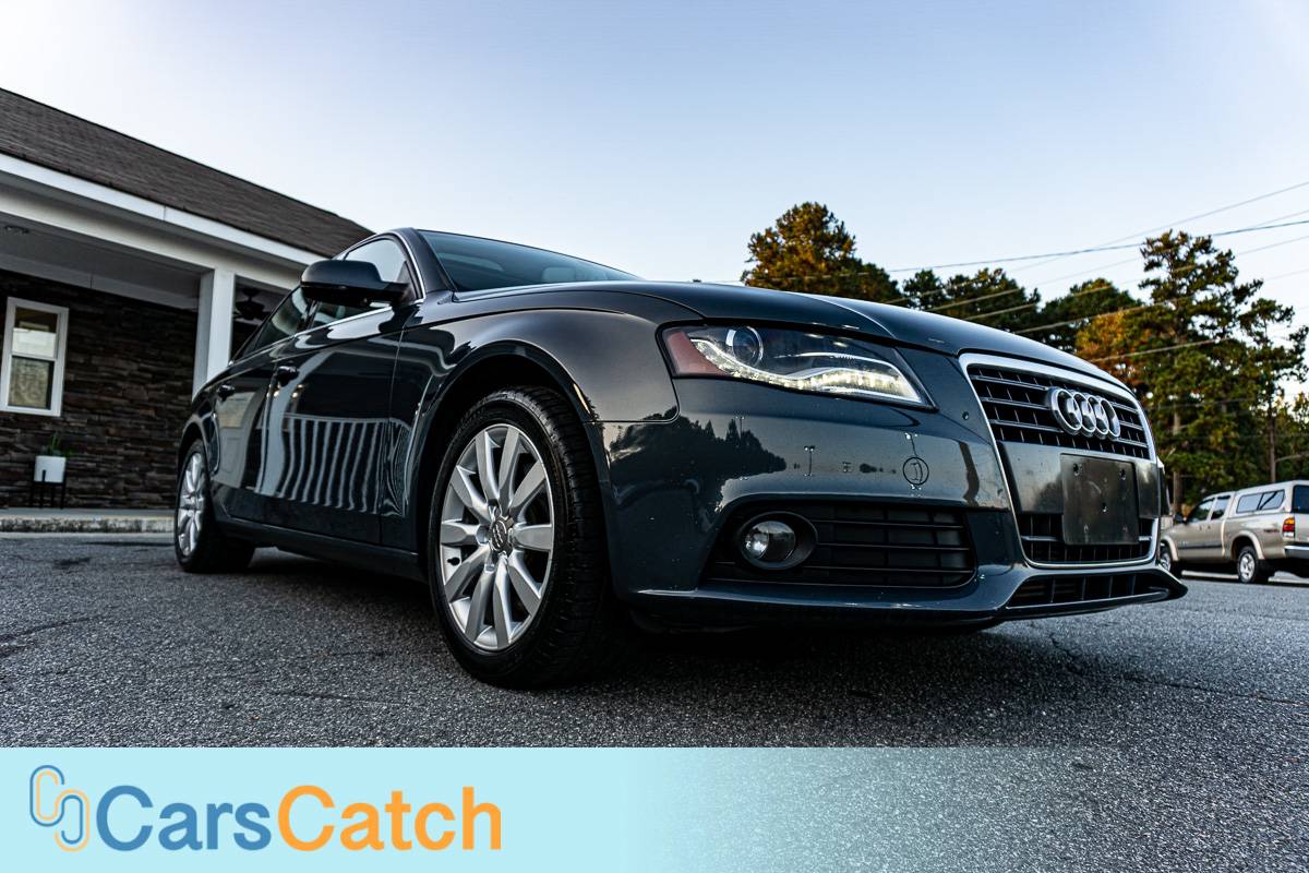 CARSCATCH - Used vehicle - Sedan AUDI A4 2011