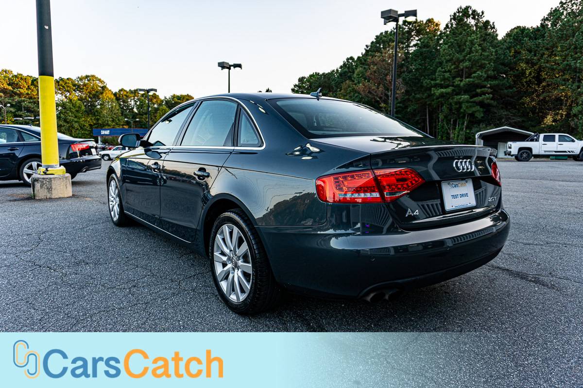 CARSCATCH - Used vehicle - Sedan AUDI A4 2011