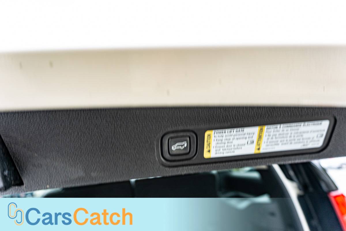 CARSCATCH - Used vehicle - SUV GMC YUKON XL 2008