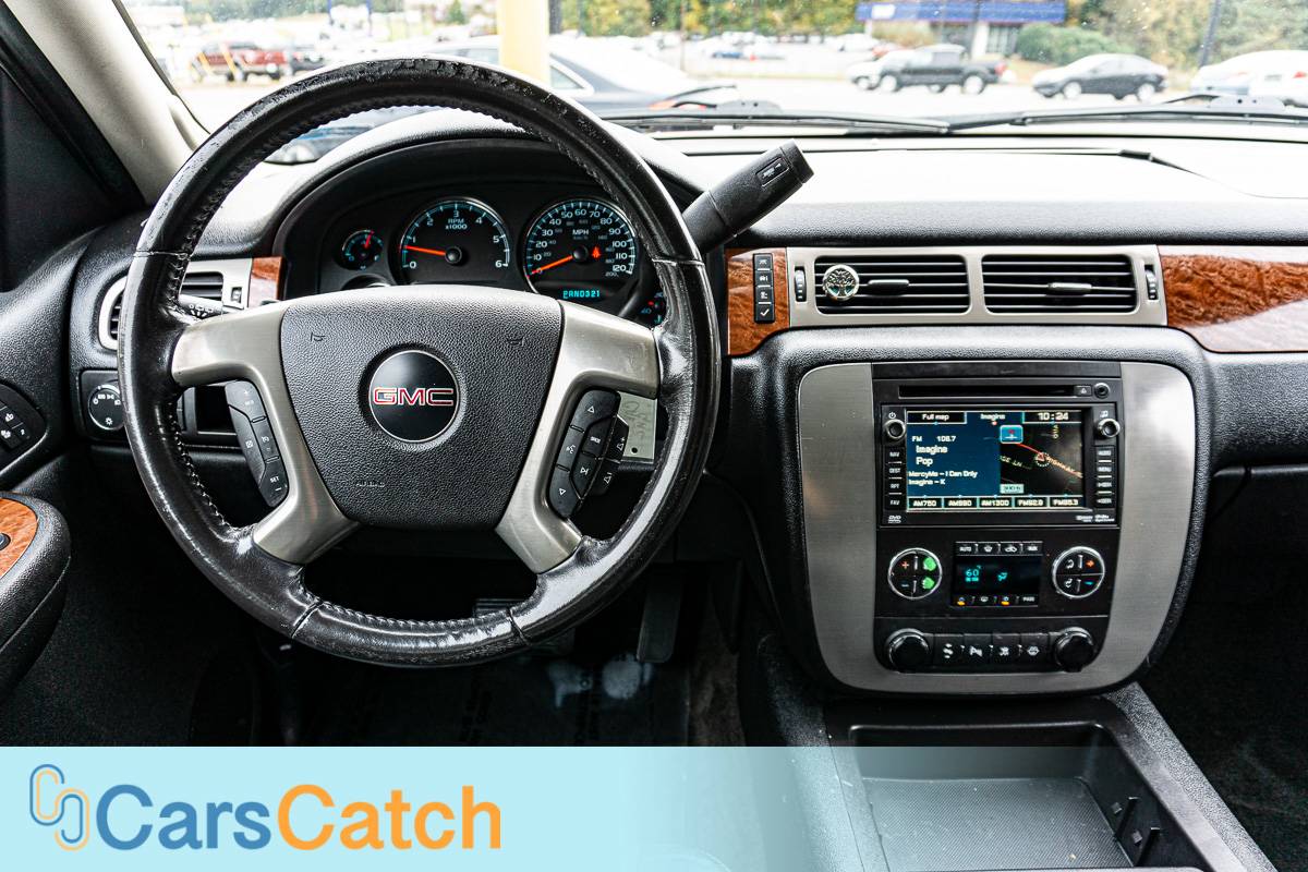 CARSCATCH - Used vehicle - SUV GMC YUKON XL 2008