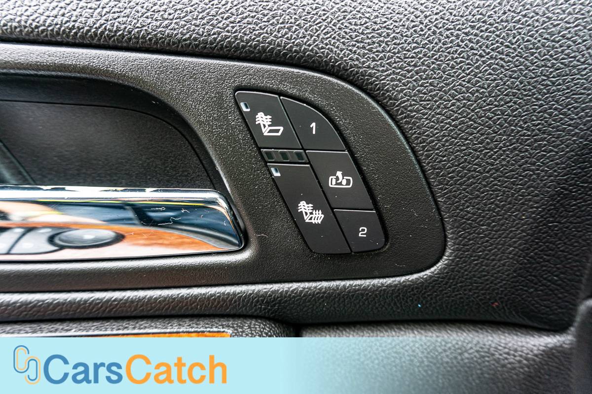 CARSCATCH - Used vehicle - SUV GMC YUKON XL 2008