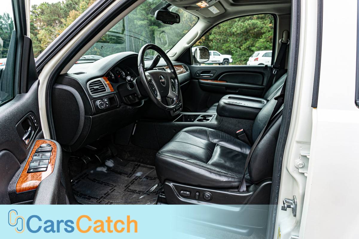 CARSCATCH - Used vehicle - SUV GMC YUKON XL 2008