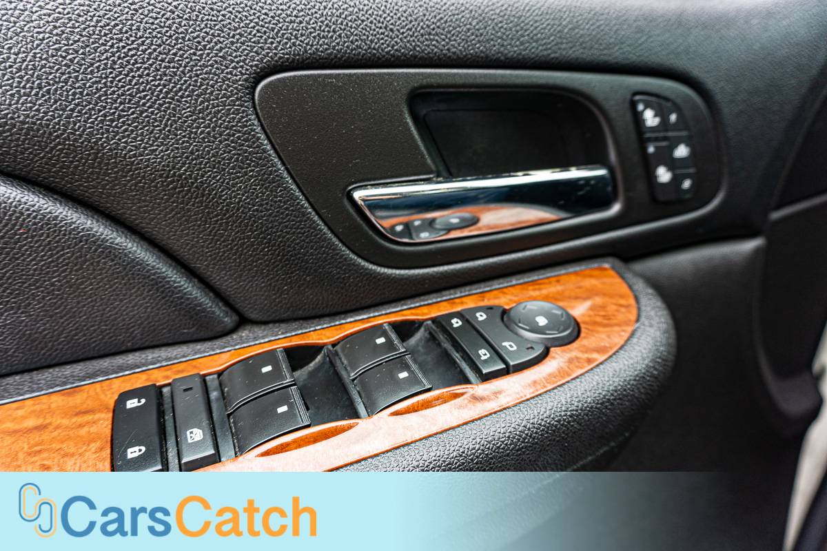 CARSCATCH - Used vehicle - SUV GMC YUKON XL 2008