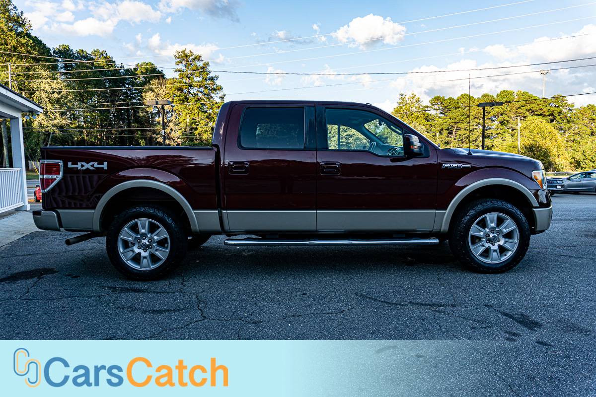 CARSCATCH - Used vehicle - Truck FORD F-150 2010