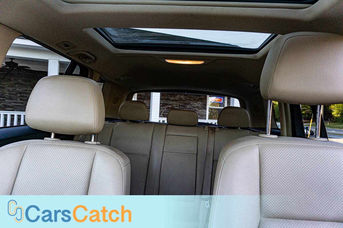 CARSCATCH - Used vehicle - SUV MERCEDES-BENZ GLK-CLASS 2012