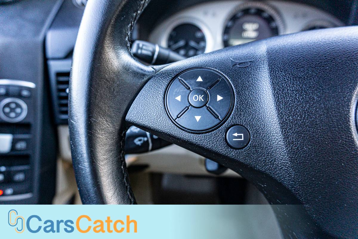 CARSCATCH - Used vehicle - SUV MERCEDES-BENZ GLK-CLASS 2012