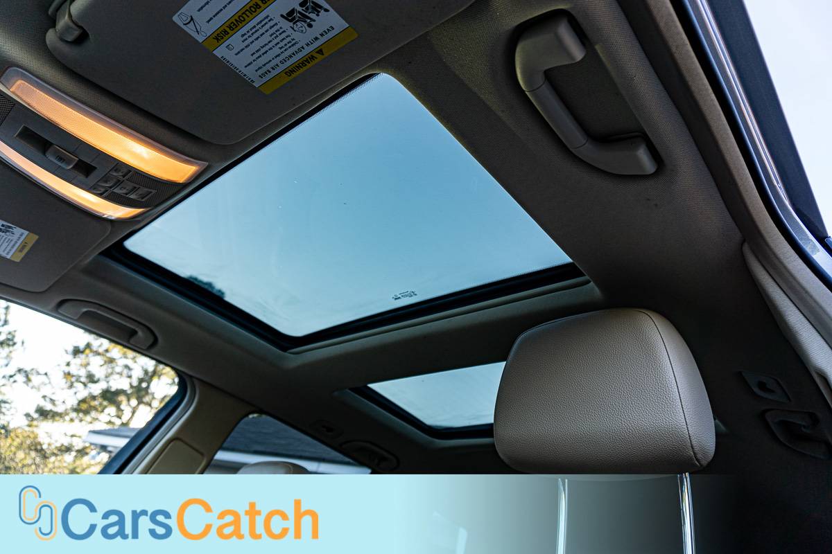 CARSCATCH - Used vehicle - SUV MERCEDES-BENZ GLK-CLASS 2012