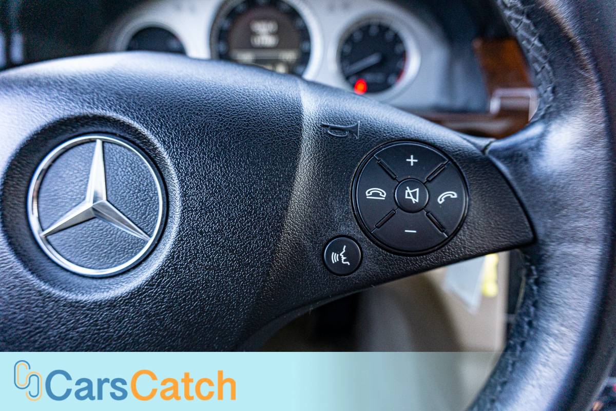 CARSCATCH - Used vehicle - SUV MERCEDES-BENZ GLK-CLASS 2012