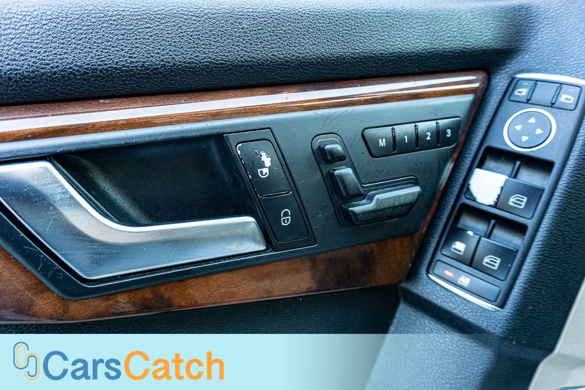 CARSCATCH - Used vehicle - SUV MERCEDES-BENZ GLK-CLASS 2012