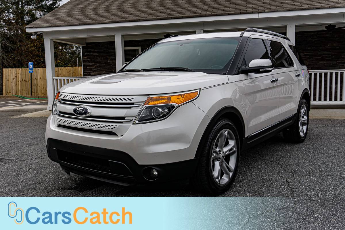 CARSCATCH - Used vehicle - SUV FORD EXPLORER 2015