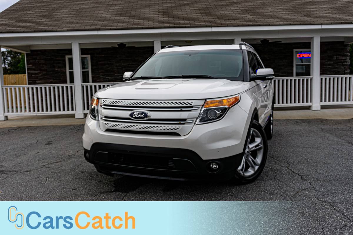 CARSCATCH - Used vehicle - SUV FORD EXPLORER 2015
