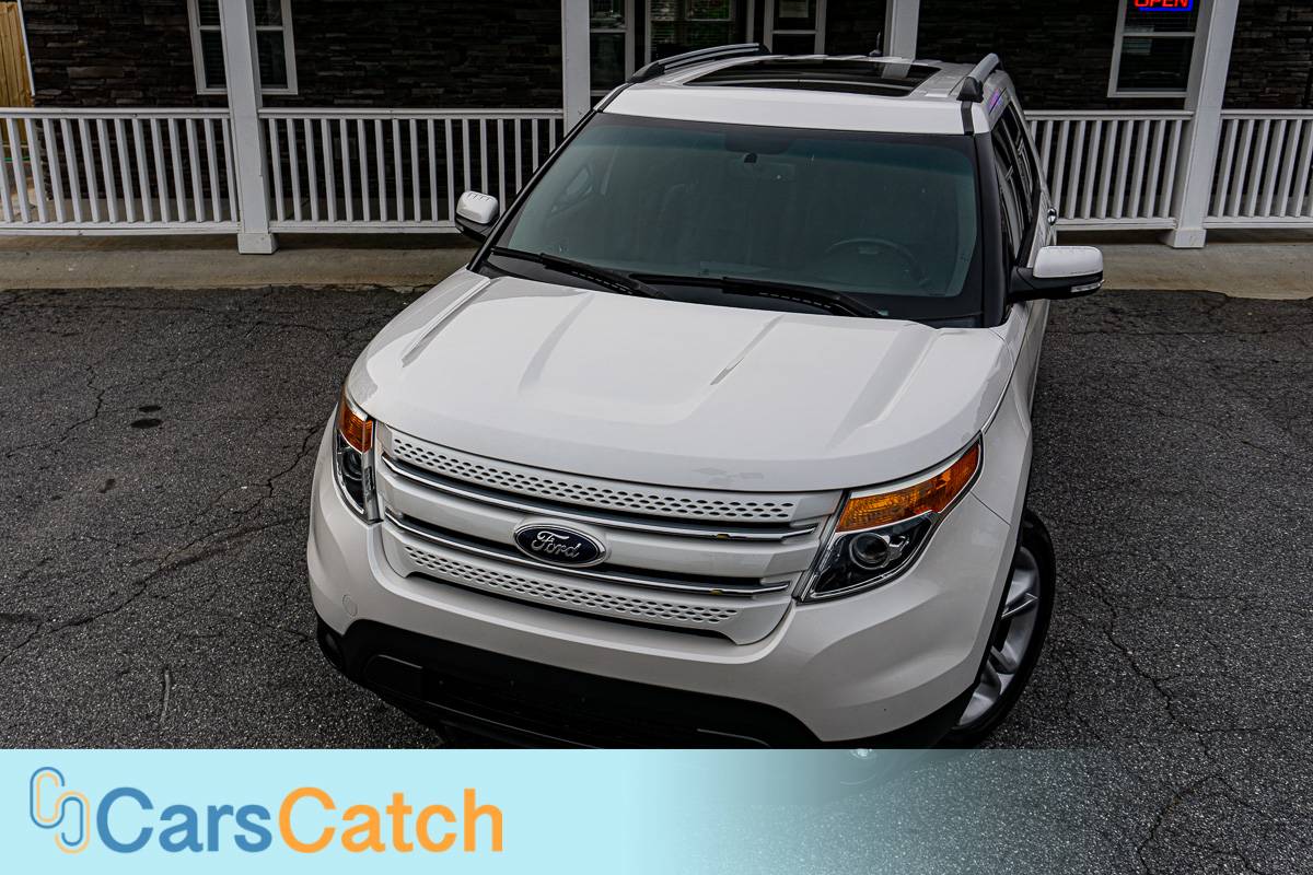 CARSCATCH - Used vehicle - SUV FORD EXPLORER 2015