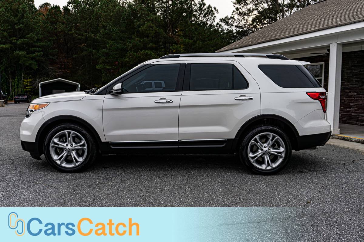 CARSCATCH - Used vehicle - SUV FORD EXPLORER 2015