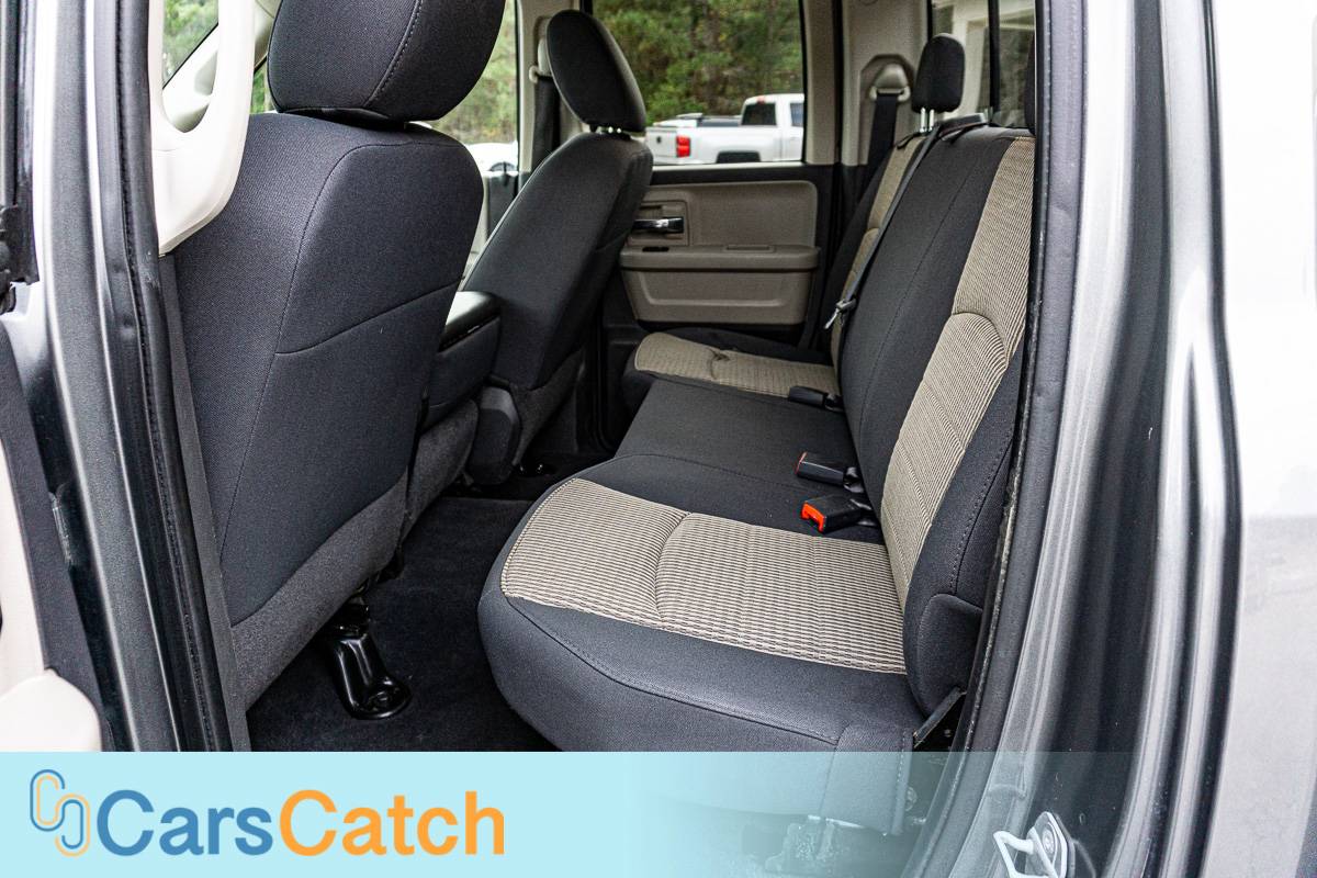 CARSCATCH - Used vehicle - Truck DODGE RAM 1500 2010