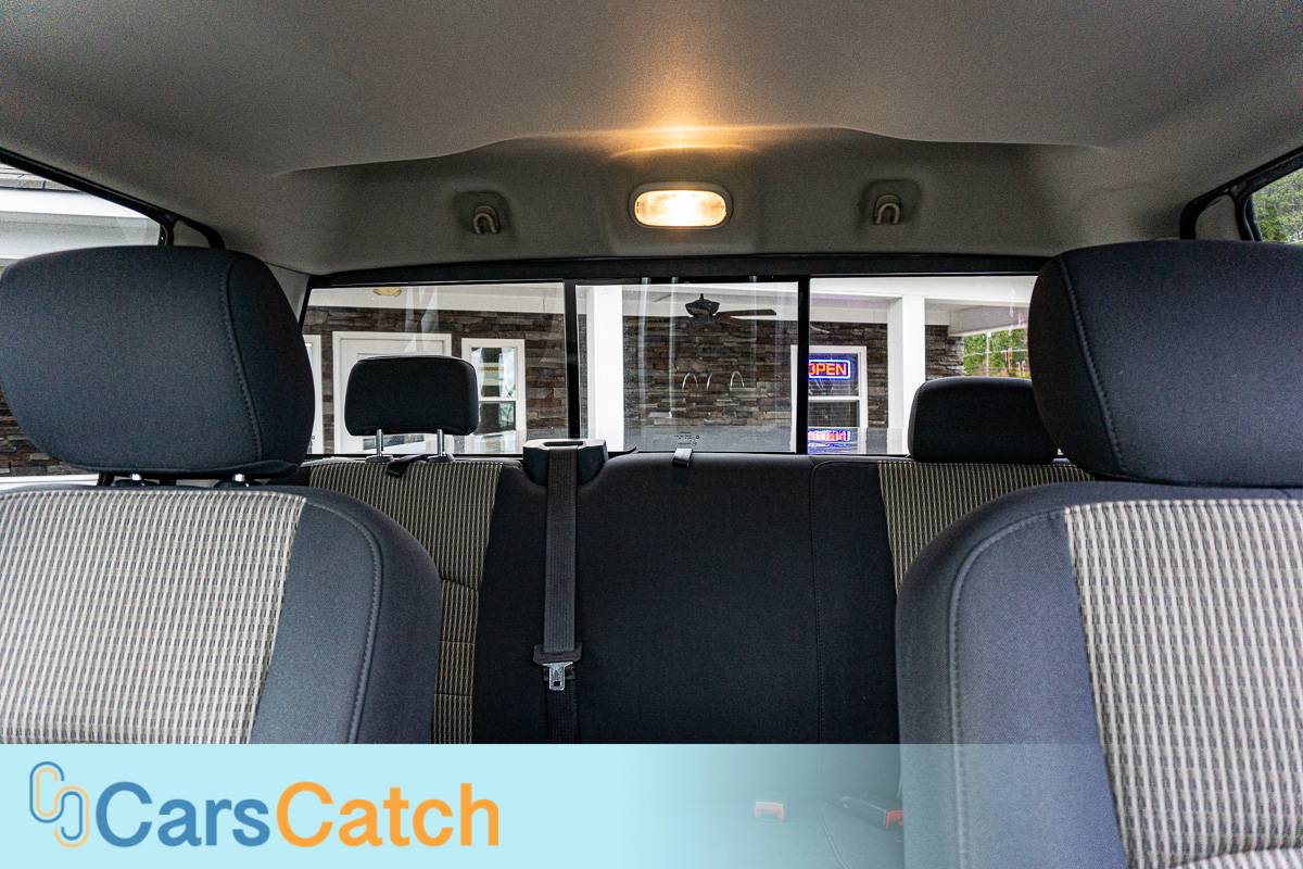 CARSCATCH - Used vehicle - Truck DODGE RAM 1500 2010