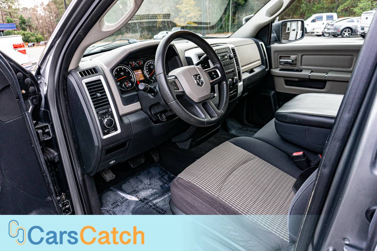 CARSCATCH - Used vehicle - Truck DODGE RAM 1500 2010