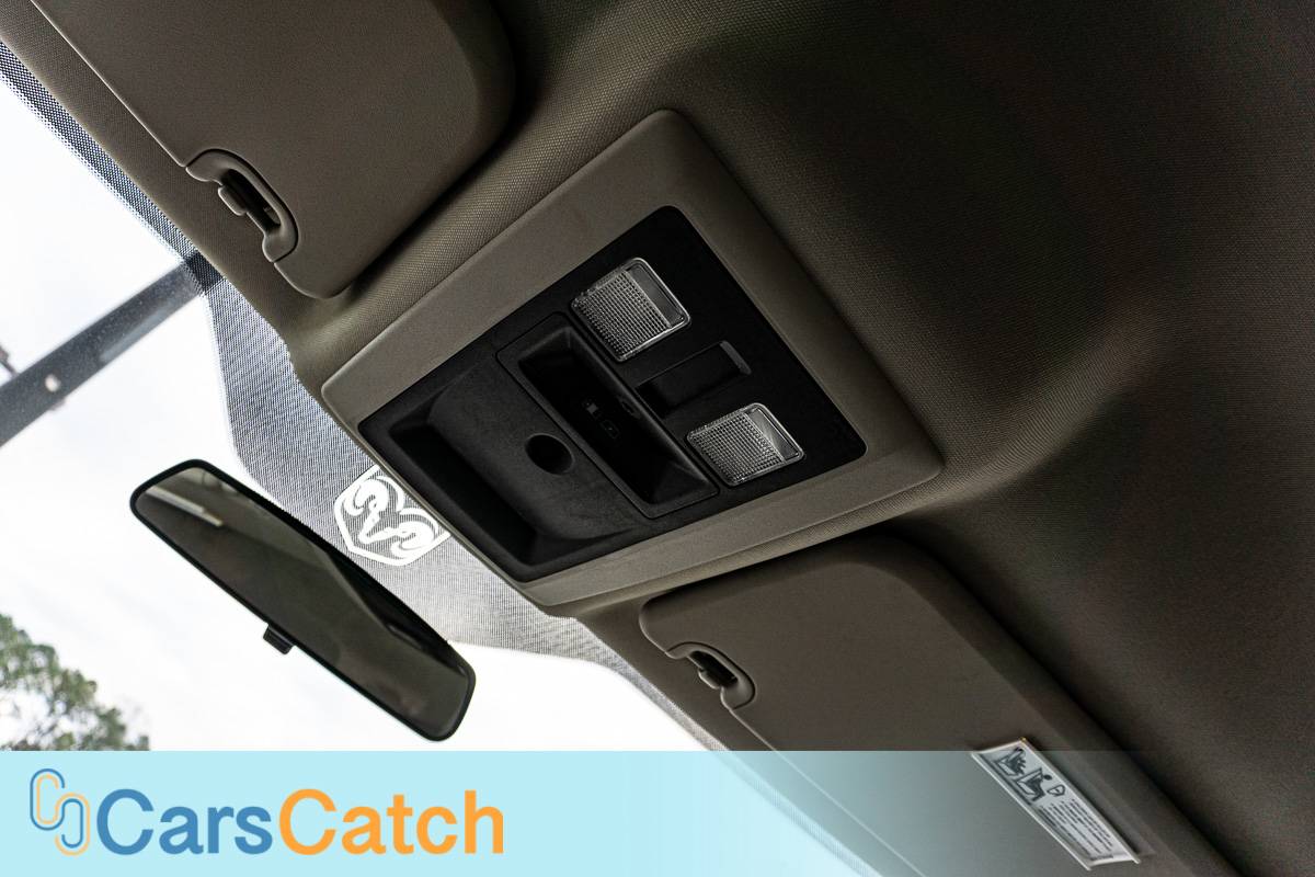 CARSCATCH - Used vehicle - Truck DODGE RAM 1500 2010