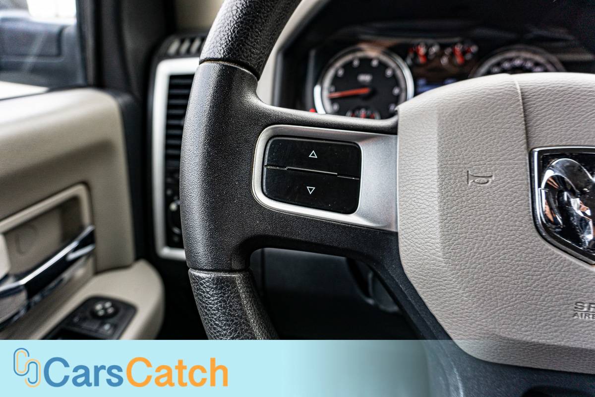 CARSCATCH - Used vehicle - Truck DODGE RAM 1500 2010