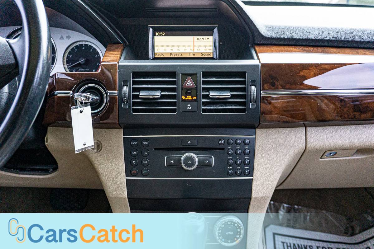 CARSCATCH - Used vehicle - SUV MERCEDES-BENZ GLK-CLASS 2012