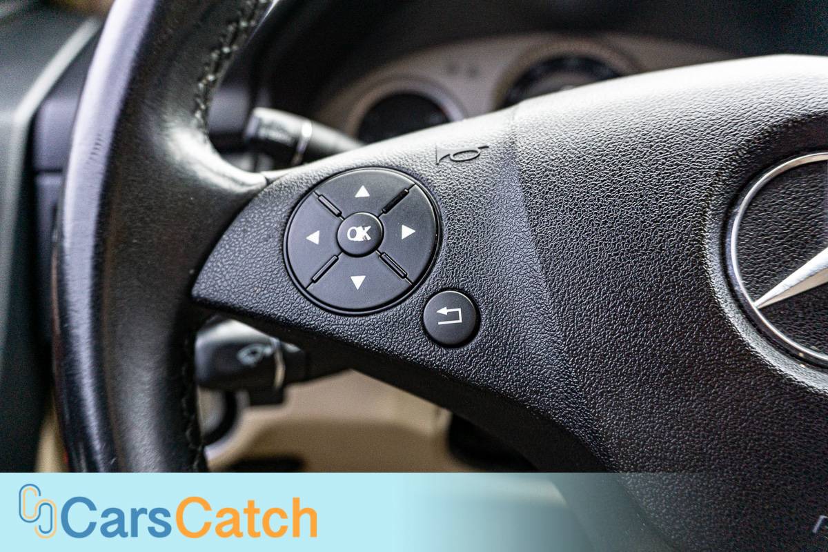 CARSCATCH - Used vehicle - SUV MERCEDES-BENZ GLK-CLASS 2012