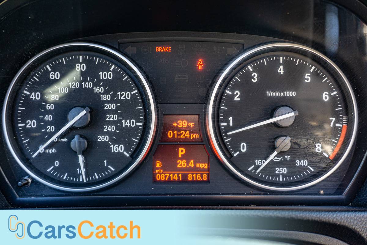 CARSCATCH - Used vehicle - Convertible BMW 3 SERIES 2013