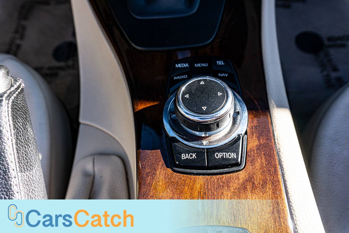 CARSCATCH - Used vehicle - Convertible BMW 3 SERIES 2013