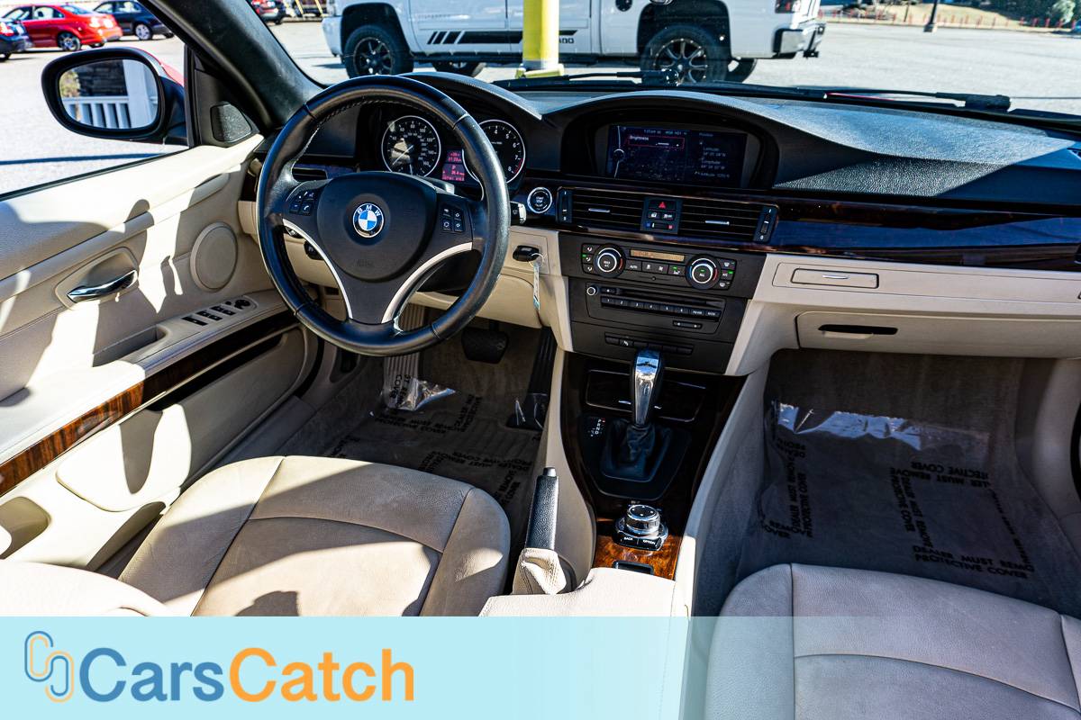 CARSCATCH - Used vehicle - Convertible BMW 3 SERIES 2013