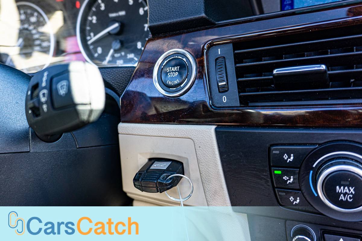 CARSCATCH - Used vehicle - Convertible BMW 3 SERIES 2013