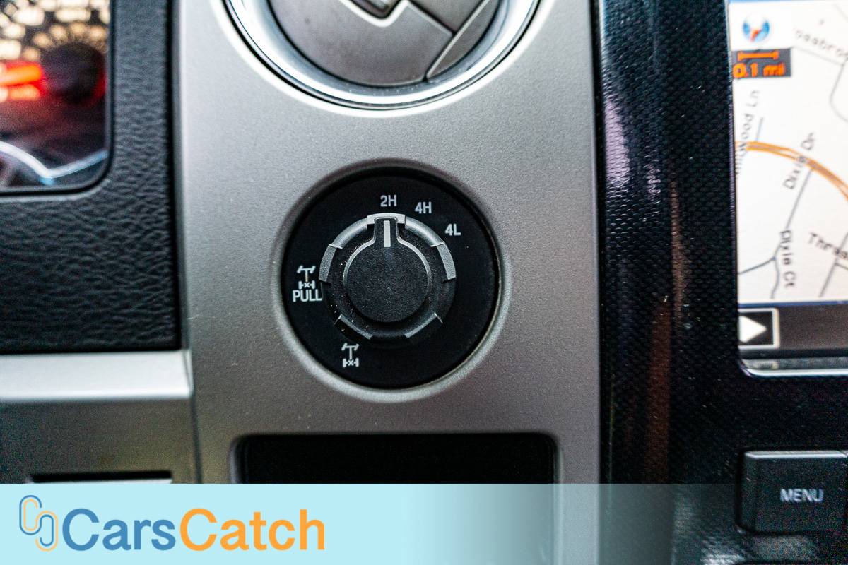 CARSCATCH - Used vehicle - Truck FORD F-150 2012