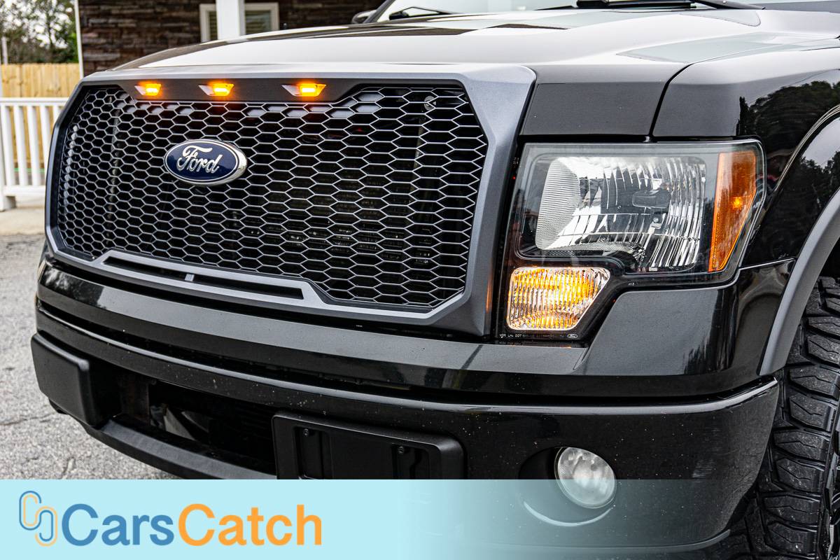 CARSCATCH - Used vehicle - Truck FORD F-150 2012