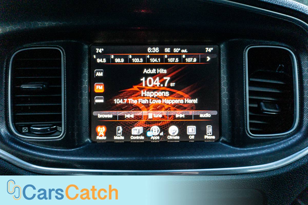 CARSCATCH - Used vehicle - Sedan DODGE CHARGER 2016